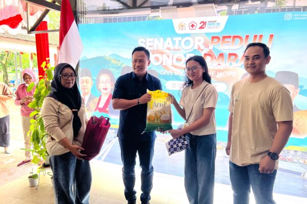 “Senator Peduli” Donor Darah di Pontianak, 114 Kantong Darah Terkumpul